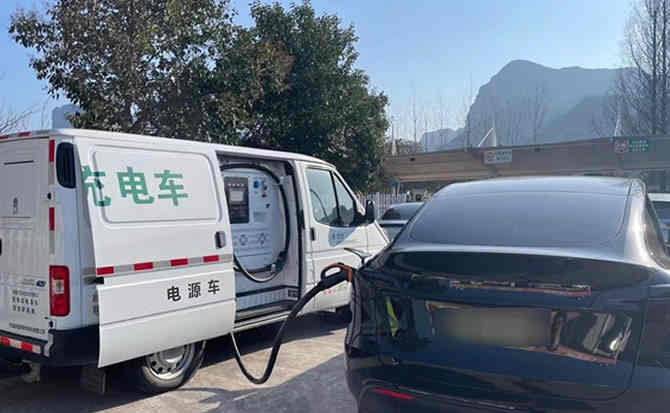 大同汽车搭电